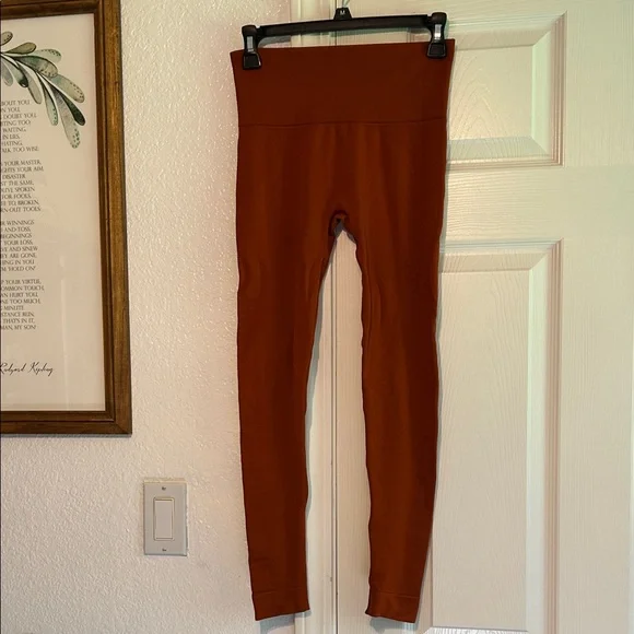 SET Active Sculpt Flex rusty orange leggings - Picture 3 of 7